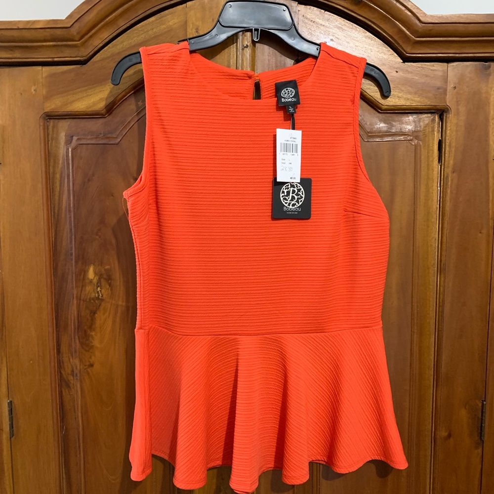 ❤️NWT Lovely peplum Top